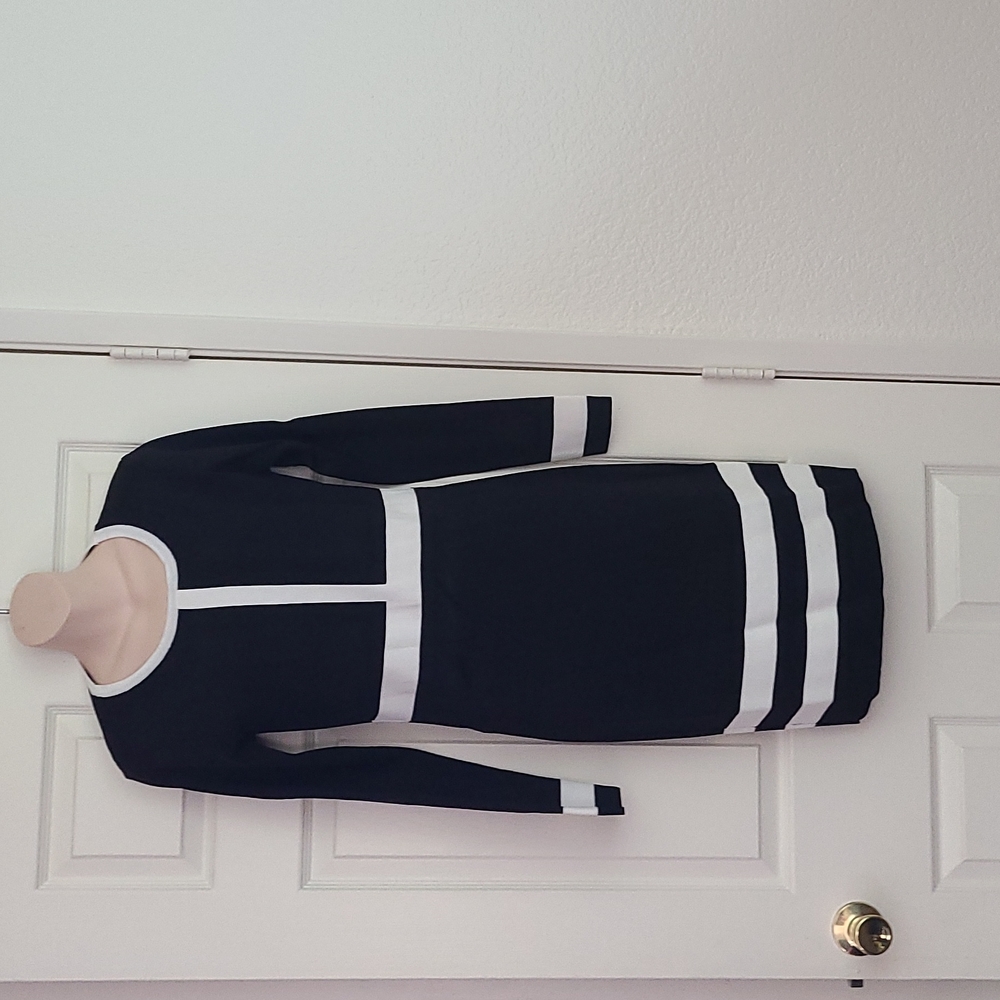 Black and white bodycon dress!